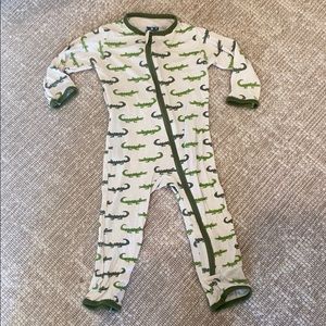 KicKee Pants Onesie 6-9 months